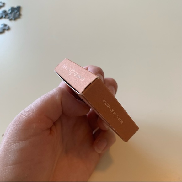 ✨5 FOR $25✨ NEW Complex Culture Eyeshadow Palette in Rosy Outlook - Picture 8 of 10